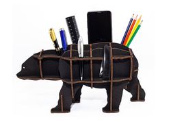 Dřevěny stolní organizér - Medvěd černý